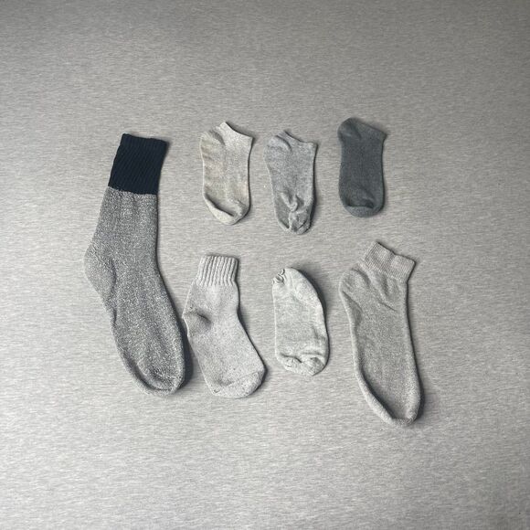 Hanes Women’s Athletic Performance Mismatched 7 Ankle & Crew Socks - Picture 4 of 7